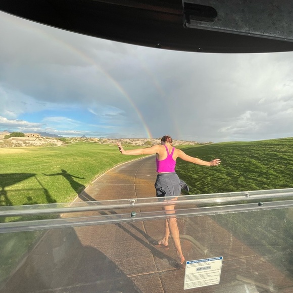 🤗 - Picture 5 of 17